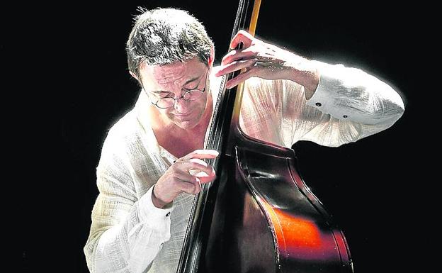 El cuarteto del contrabajista Javier Colina abre el Getxo Jazz