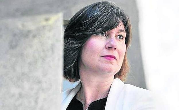 Competencia aprecia connivencia negligente en la Administración vasca al contratar servicios