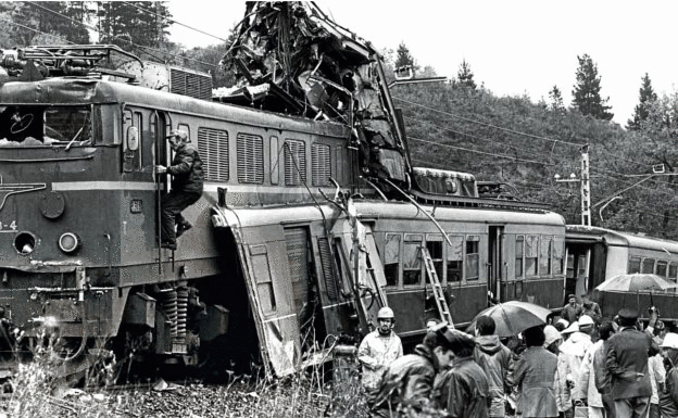 El 'Zorro Babazorro', Vitoria coral y un choque mortal en Antoñana