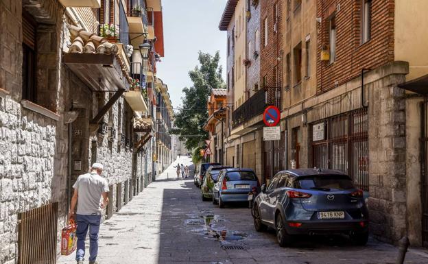 Vitoria peatonaliza el entorno de Santa María y se prepara para sacar los coches de la 'almendra'