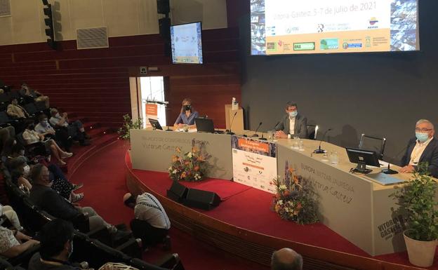 Vitoria y Álava, epicentro de la Geología española esta semana