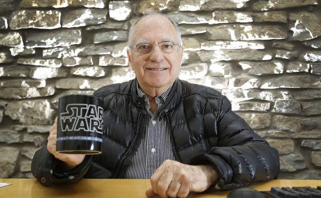 Luis Gasca zendu da, Zinemaldiaren zuzendari ohia eta komikigintzan aditua