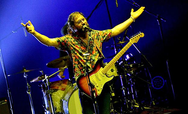 'Desastrillos' y 'barullitos' en el estreno getxotarra de Gorka Bringas