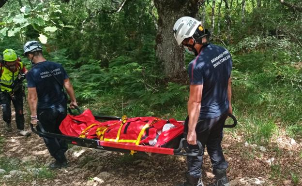 Rescatado un senderista tras sufrir una caída en un monte de Maeztu