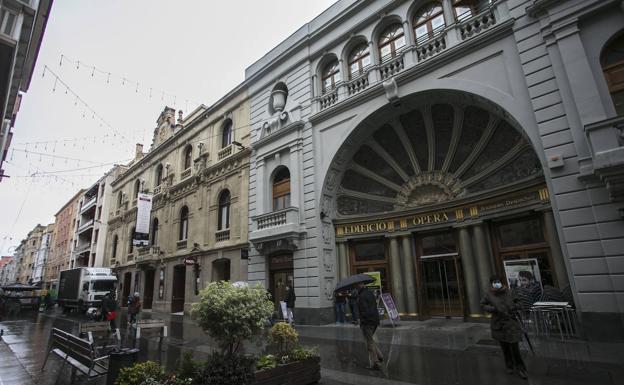 El Ayuntamiento de Vitoria estudia ampliar el Principal con el edificio Ópera