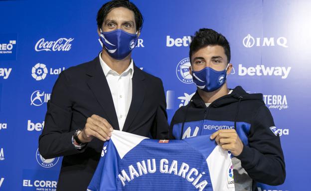 Manu García se define como «un jugador de balón» que quiere «el juego siempre cerca»