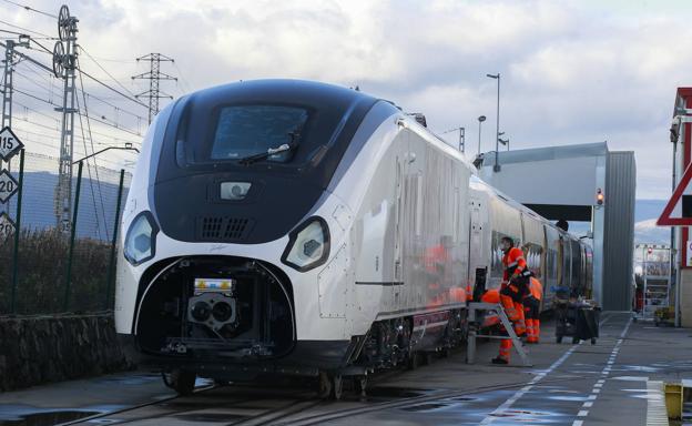 Talgo suma 937 metros de suelo industrial en Bayas para ampliar su zona de vías