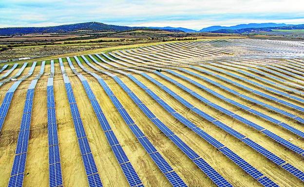 España necesitará 40.000 hectáreas de plantas solares para cumplir sus objetivos energéticos