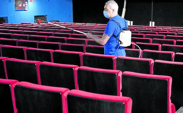 Cierran dos salas de cine en Durango y Getxo por el «mazazo» del 35% de aforo