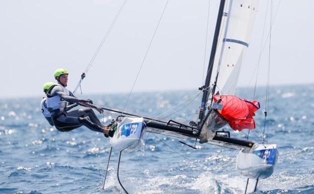 A la espera de las medallas en vela