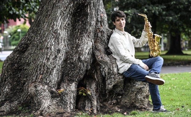 Iñaki Bermúdez: «Quiero que la gente descubra lo bien que suena el saxo clásico»