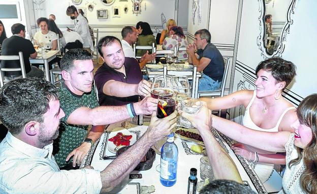 Los restaurantes de Vitoria, «a tope» hoy y mañana