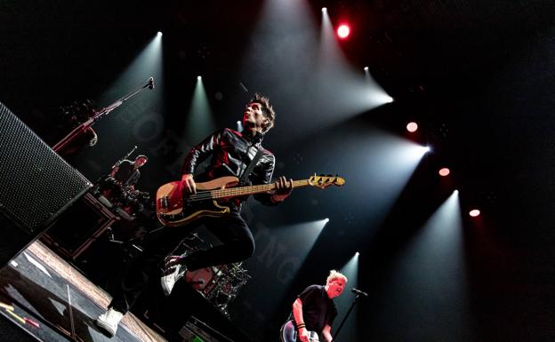 The Offspring expulsa a su batería Pete Parada por no vacunarse contra la Covid