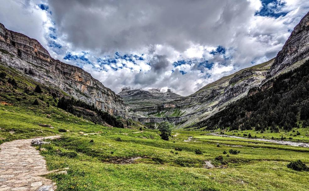 Una ruta por Pirineos (de 30 kilómetros) que no te puedes perder