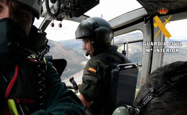 Rescatan a tres vizcaínos, uno de ellos herido, tras sufrir un accidente en la montaña palentina