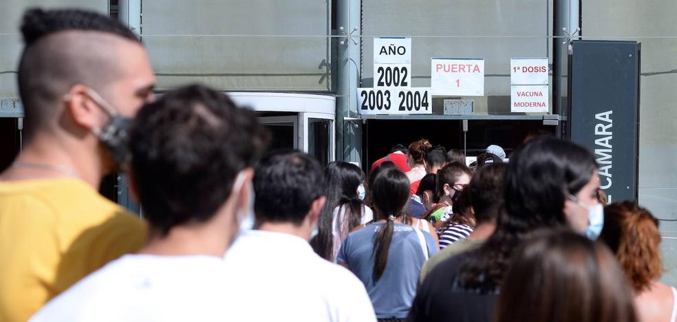 Sanidad registra 17.023 nuevos contagios y 93 fallecidos - Vimarsana News