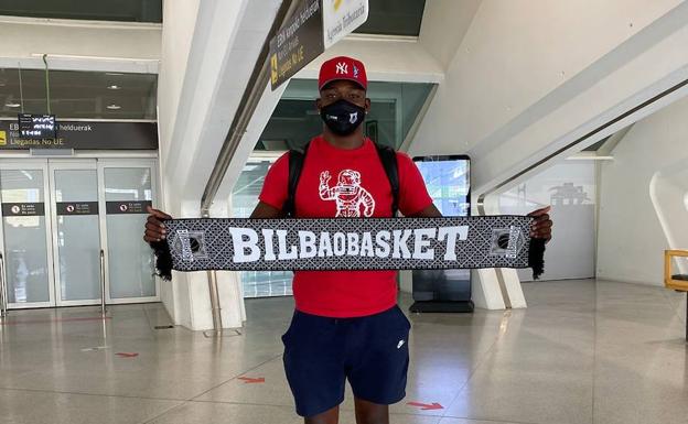 Delgado y Delas se ponen a las órdenes de Mumbrú