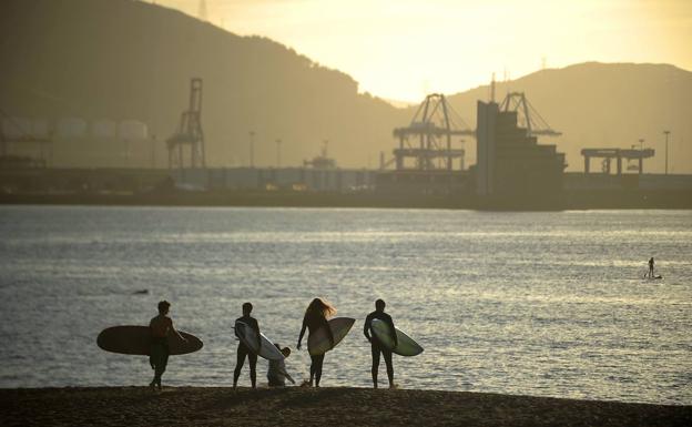 Los cielos nublados serán una tendencia este verano, y el lunes volverán a bajar las temperaturas