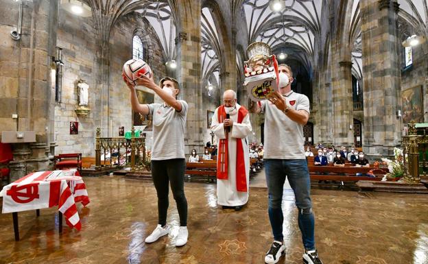El Athletic lleva la Supercopa a la Amatxu de Begoña