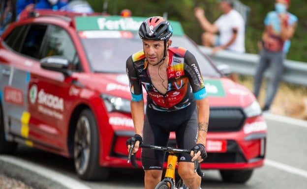 Roglic y Mas se quedan solos en la Vuelta que ya ha perdido Landa