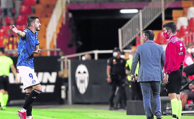 Con la alfombra extendida de las concesiones