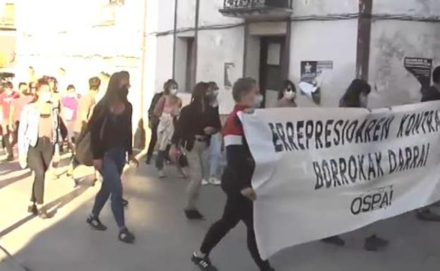 El 'Ospa Eguna' de Alsasua transcurre entre insultos a la Guardia Civil