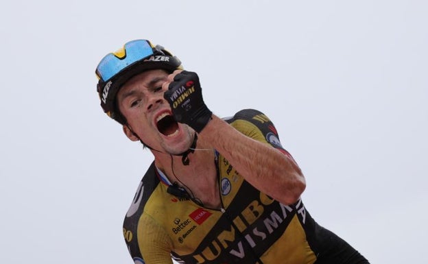 Roglic y Bernal eligen ser valientes en una Vuelta que sentencia el esloveno en los Lagos