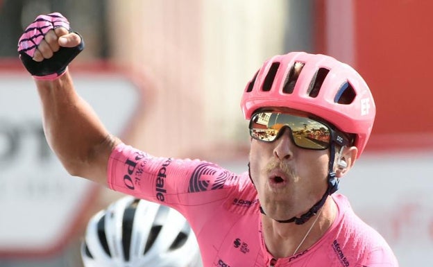 Cort Nielsen gana de todas las maneras