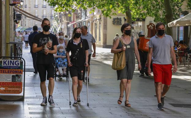 Álava suma 37 casos el día que Vitoria abandona la zona naranja