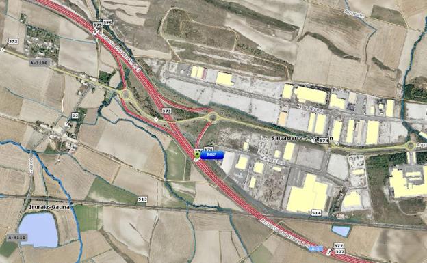 Un herido tras volcar un turismo en la A-1, a su paso por Iruraiz-Gauna