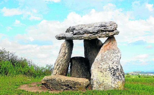 Seis visitas guiadas por el arte, la etnografía y la gastronomía de la Llanada Alavesa