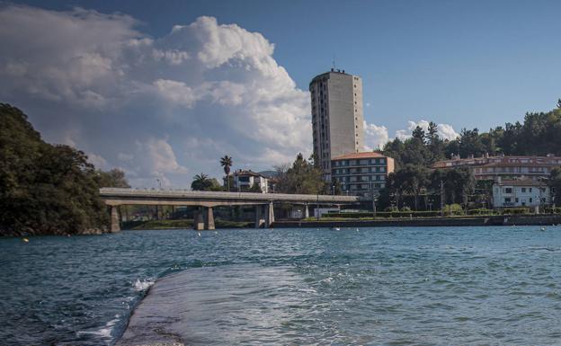 La restauración del puente de Txatxarramendi comenzará este mes