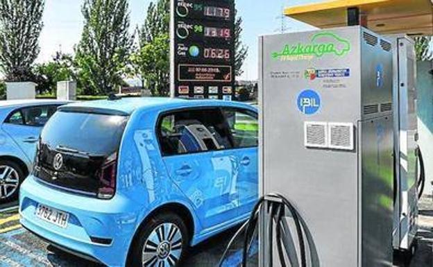 Ibil, líder del proyecto de puntos de recarga para coches eléctricos entre Irún y Lisboa