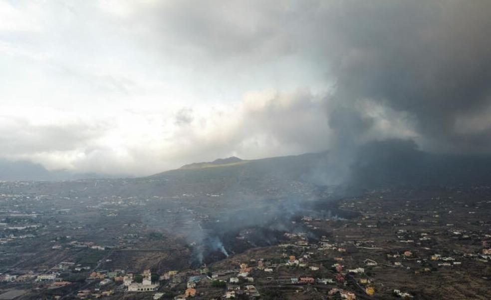 ¿Qué va a pasar ahora que ha llegado la lava al mar? Estos son los peligros