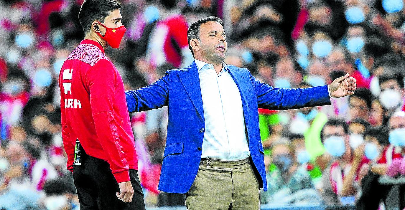 Calleja: «Nos ha costado generar peligro durante el partido»