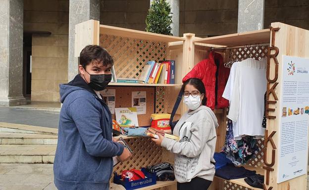 Ayala abre una web de intercambio vinculada al Garbigune de Llodio