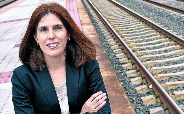 «Vitoria apostó por la expansión a Salburua y Zabalgana y el centro se está dejando morir»