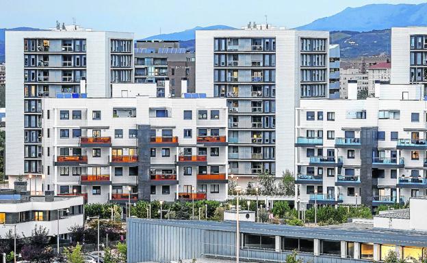 Sólo un 5,6% de las viviendas de Vitoria está en alquiler y 124 no encuentran inquilino