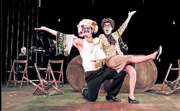 'Ferretería Esteban' llega hoy al Arriaga con sus dos premios Max