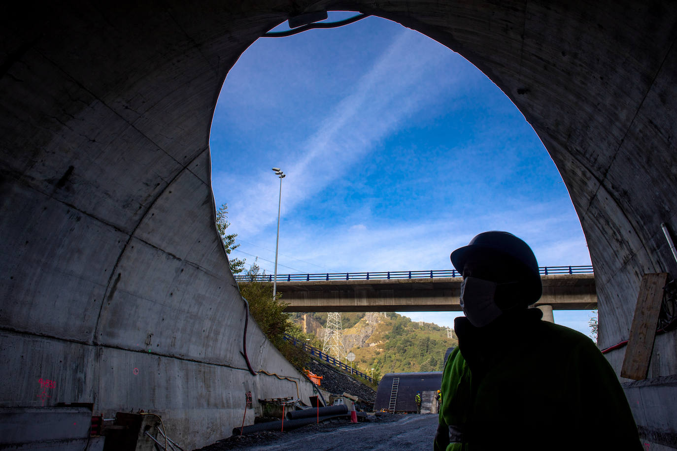 Así son los trabajos en las profundidades de la Supersur