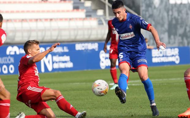 «No somos un desastre de equipo, el problema son los resultados», señala Iñigo Vélez