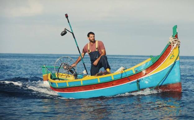 Crítica de 'Luzzu' (2021): La barca con pescador