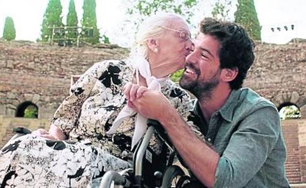 Crítica de '100 días con la Tata' (2021): Crónica de un amor