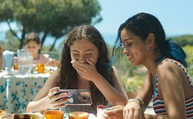 Crítica de 'Libertad' (2021): Verano ardiente