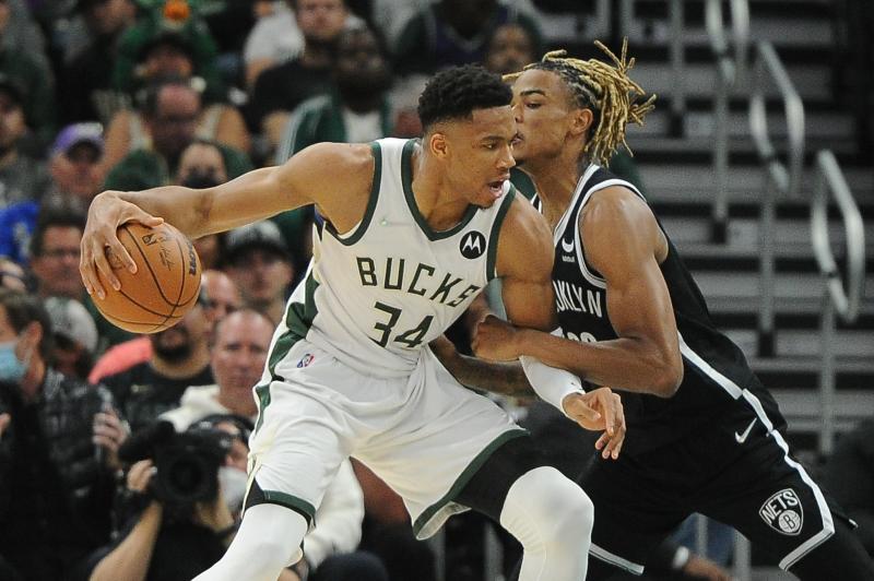 Antetokounmpo sigue siendo el rey