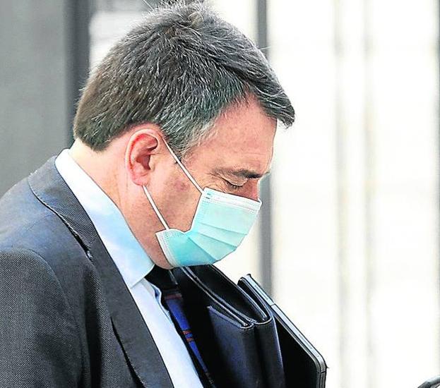 El Gobierno desbloquea la 'ley mordaza' como gesto al PNV en plena marejada