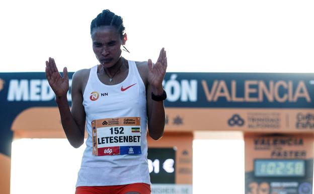 Gidey y Valencia, la ciudad de los récords