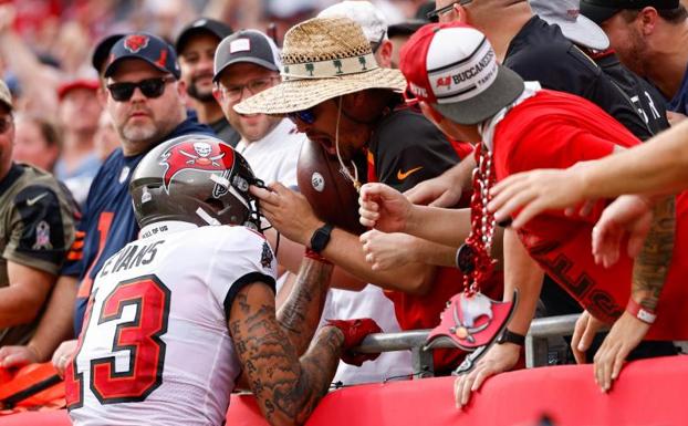 ¿Devolverías un balón que es historia del deporte valorado en medio millón?