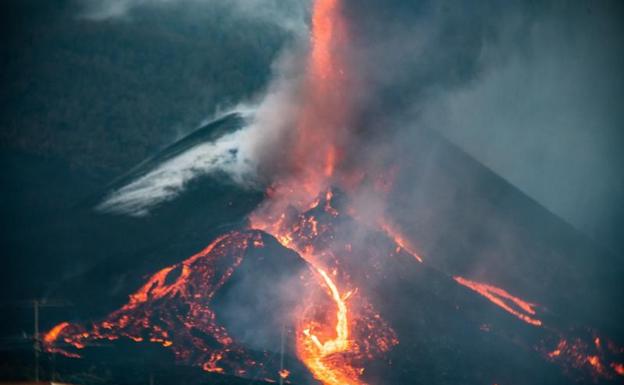 Lluvia de críticas a Susanna Griso por no llevar mascarilla en La Palma