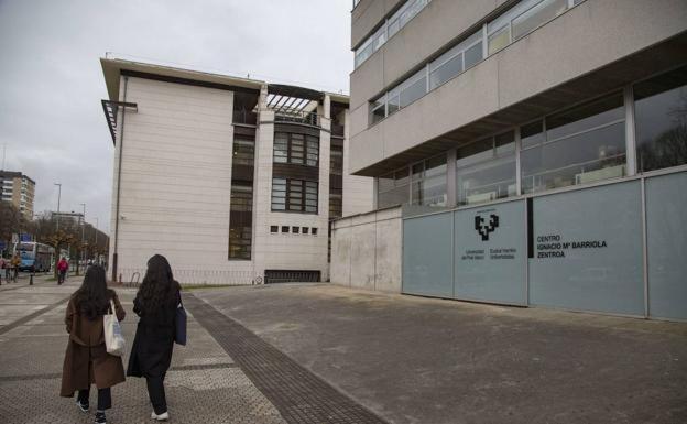 El profesor de la UPV denunciado avisó a SOS Deiak del incidente